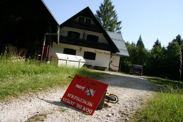 Orožnova koča, Črna prst, 20.6.2006 - foto