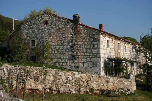 Slavnik, 19.4.2007 - foto povečava