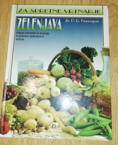 Knjiga Zelenjava. 4 eur