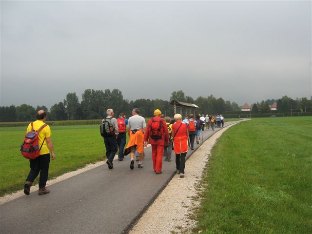 Pohod po mamutovi deželi TD Kokrica 13.09.200 - foto povečava