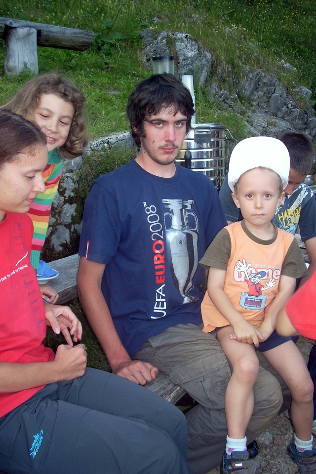 Poletni tabor MO PDM 2009 - Mozirska koča - foto povečava