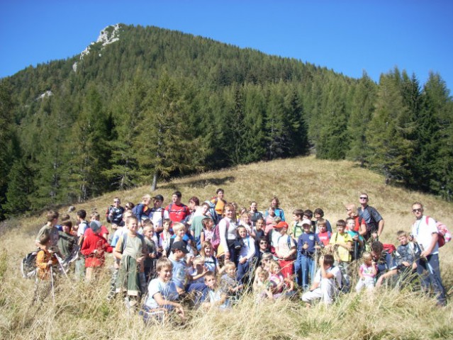 Skupinska - v ozadju Goli vrh