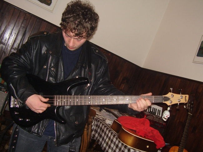 drecha basist