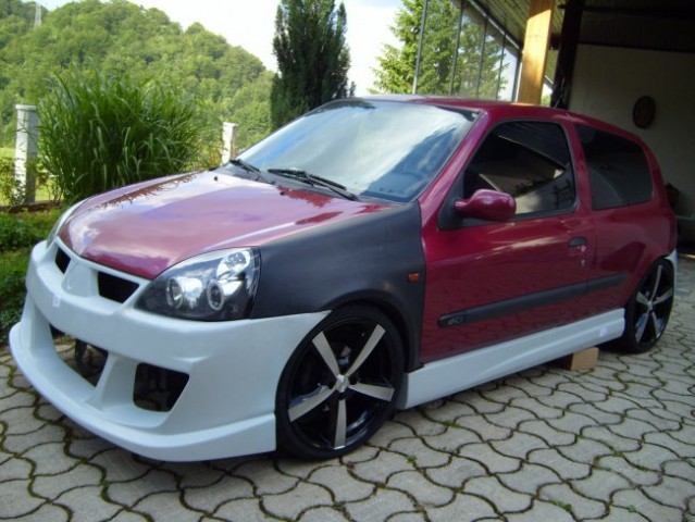 Clio 2. - foto