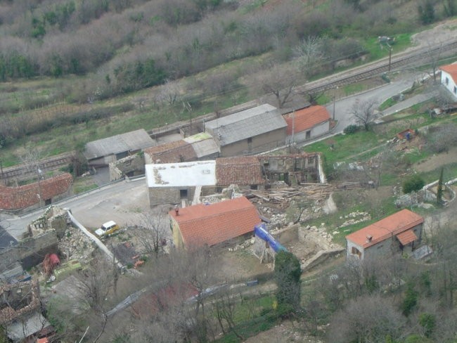 Slavnik, Kraški rob, 2.4.2006 - foto povečava