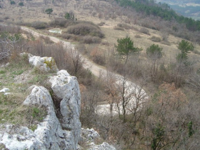 Slavnik, Kraški rob, 2.4.2006 - foto