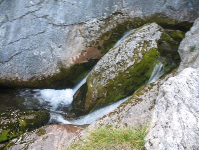 Slap pri Žagi, Trenta, Izvir Soče, Kugy - foto povečava