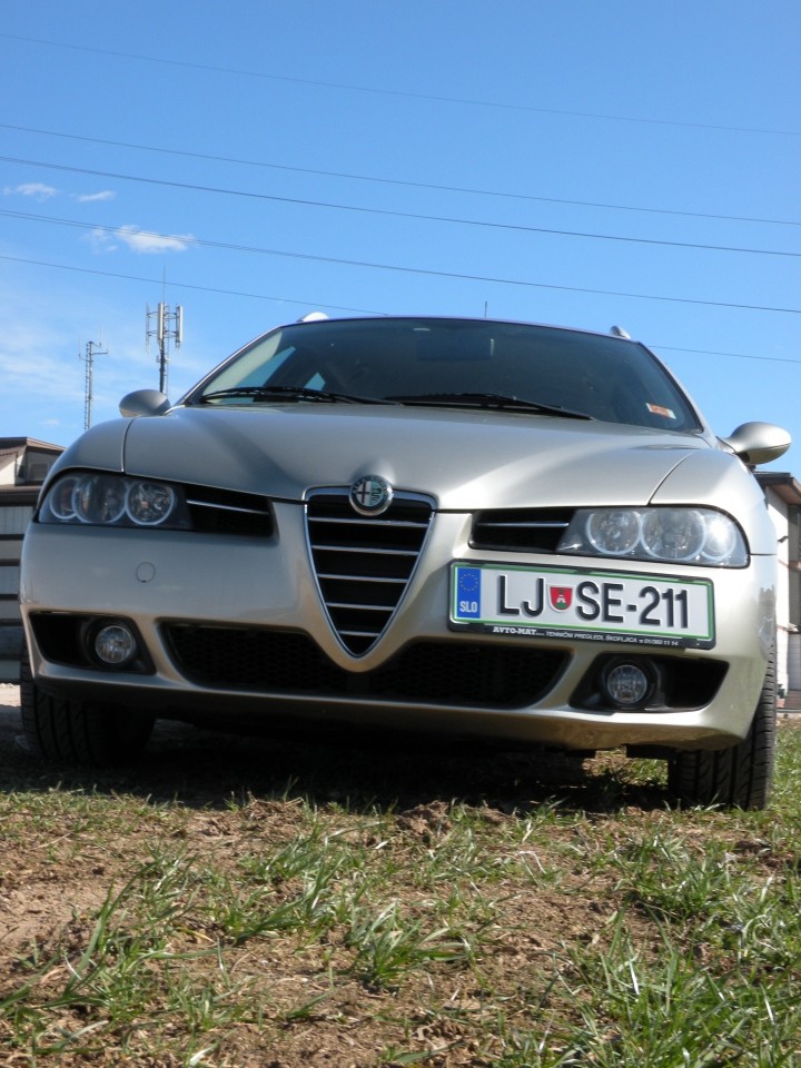 Alfa - foto povečava