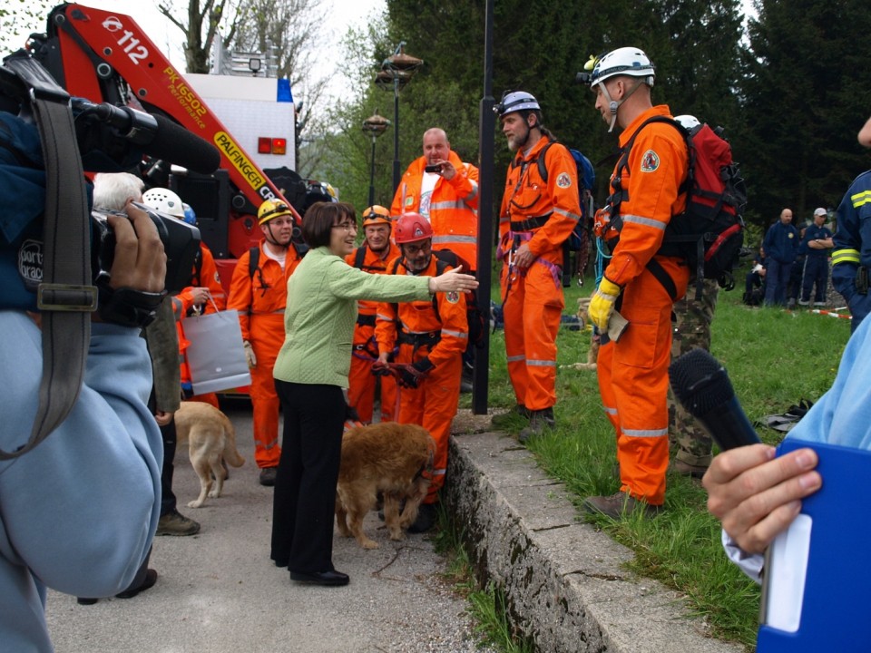 1. državno prvenstvo reševalnih psov s prikaz - foto povečava