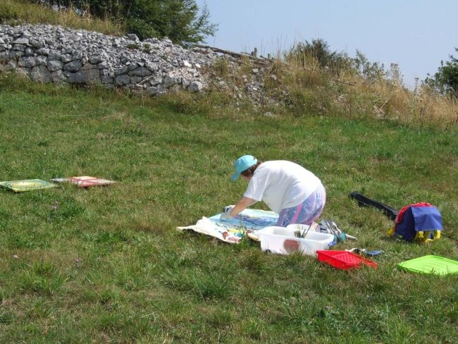 Sinji vrh - umetniki za karitas - foto povečava