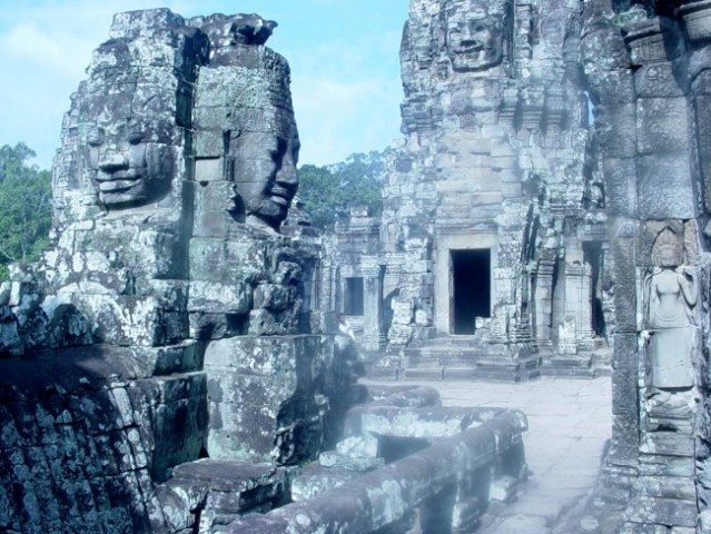 Bayon ali najbolj čuden tempelj na svetu. 108 obrazov Avalokitešvare tako kot veliki brat 