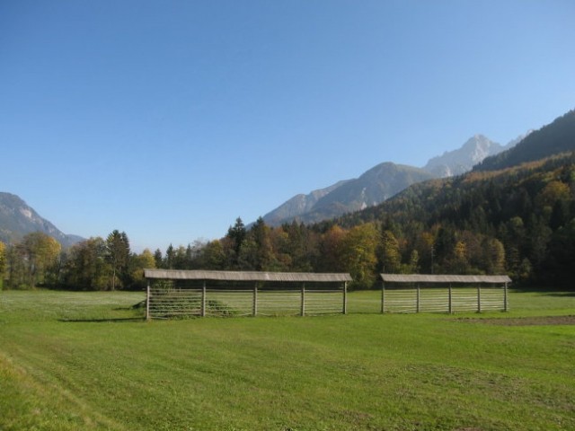 Mojstrana - belopeška oktober 2006 - foto