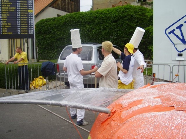 RED BULL FLUGTAG Maribor 12.6.05  - foto