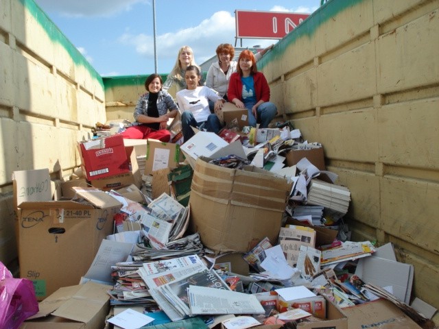 Akcija zbiranja papirja, okt09 - foto