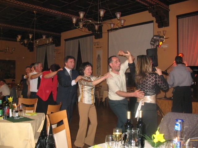 Maturantski ples 31. 3. 2007 - foto