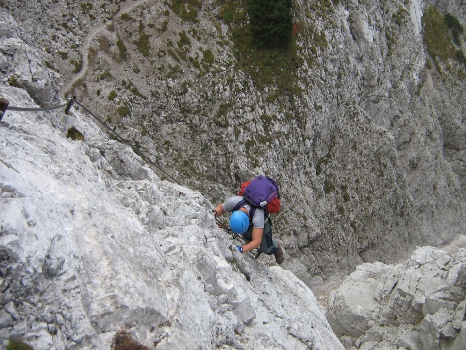 Marko se je tudi spuščal pred mano.