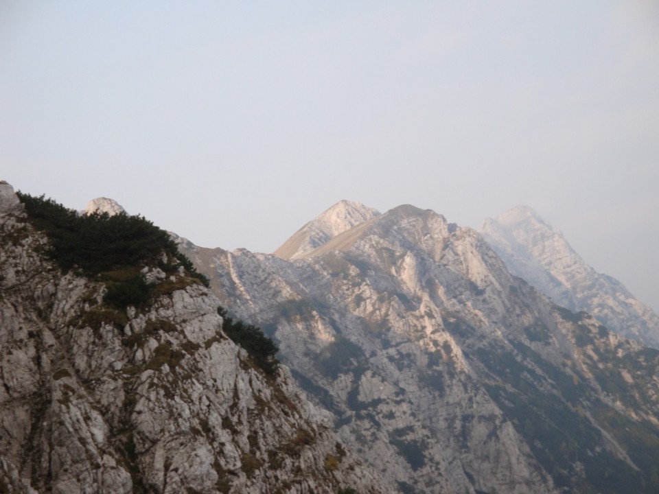 Zahodni greben Košute, Kladivo, Kofce-gora in Veliki vrh.