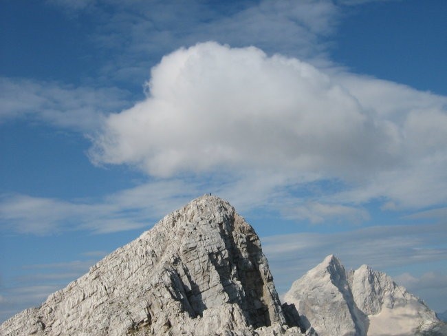 Velika Mojstrovka in Jalovec v ozadju.