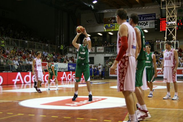 2010 0814 Košarka - Maribor 01 - foto povečava