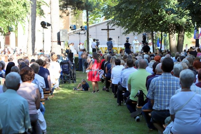 2019 0817 Maša ob 100. obletnici združitve - foto povečava