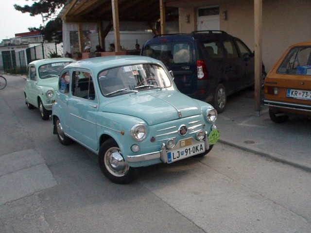 Oldtimer družtvo - foto