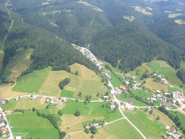 Letalski posnetki - Pr'jakopičk, 28.6.08 - foto povečava
