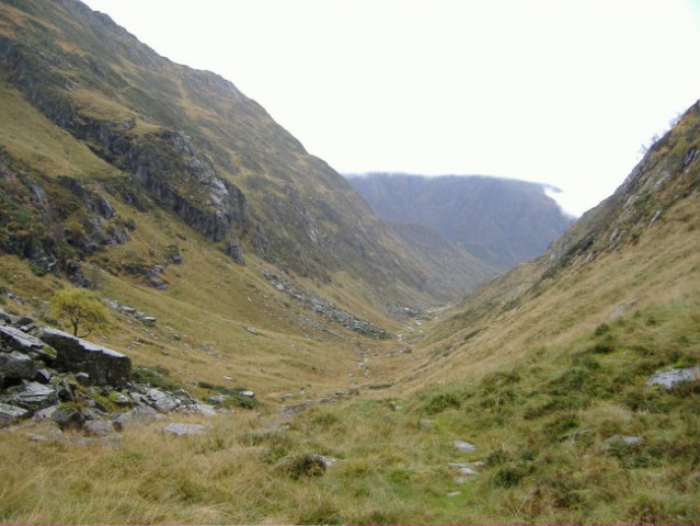 Dolina vzpona v enem od premorov med dežjem.