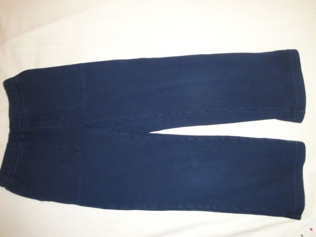 LEPE modre hlače (trenerka) unisex, ozek model, zelo ohranjene, cena 5 eur