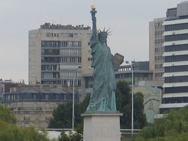mini kip svobode, ki so ga americani u zahvalo izdelali za francoze