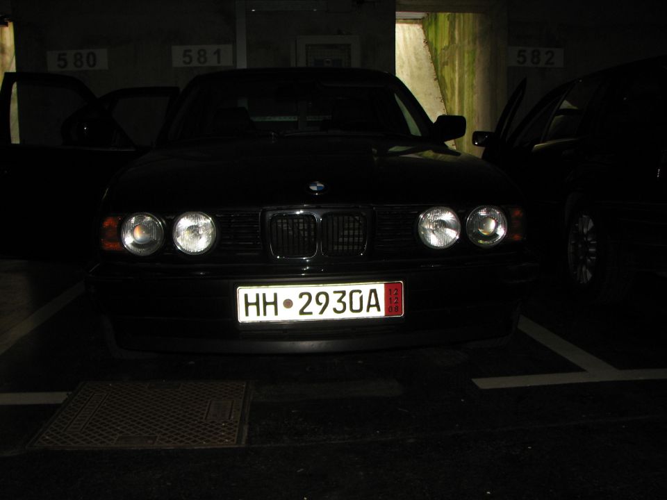 BMW E34 525iA - foto povečava