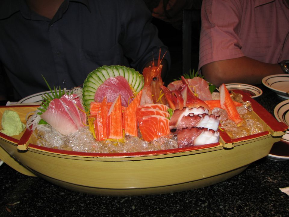 sashimi (surove ribe, vrhunsko)