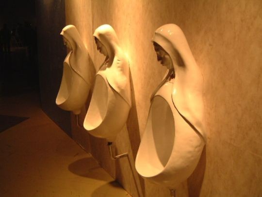 vatikanski wc