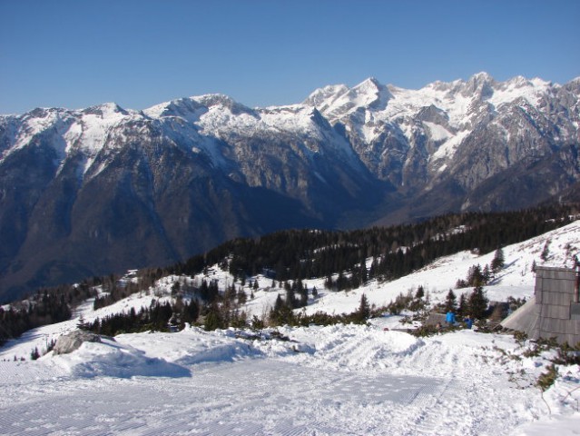 Nad dolino kamniške bistrice