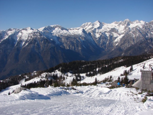 Nad dolino kamniške bistrice