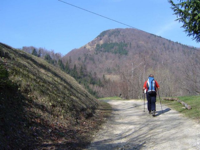 Krvavica-Čemšeniška planian 9.4.2007 - foto