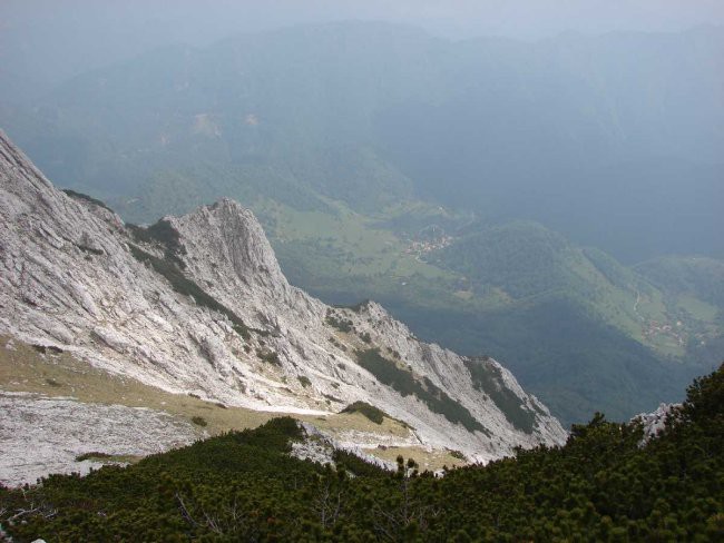 Koča na planini Razor-Vogel-Rodica-Ćrna prst  - foto povečava