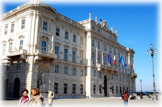 Vladna palača