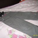 Sive smučarske hlače 5-6 let (del kompleta), cena kpl 17 eur
