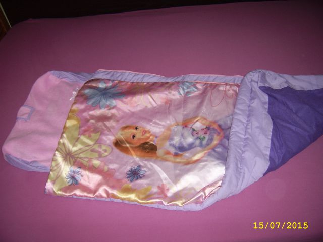 Barbie spalna vreča