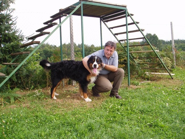 Povelnik PGD Radeče, Franci Titovšek in moj Berny!
Kako sta luškana!
