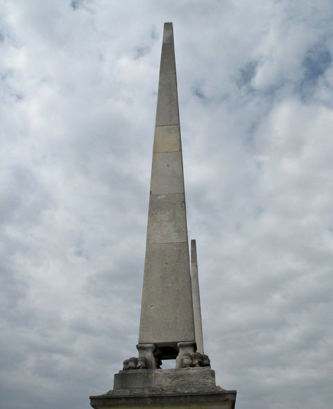 Samohodni obeliski
