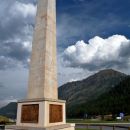 obelisk v najini bazi montgeneve