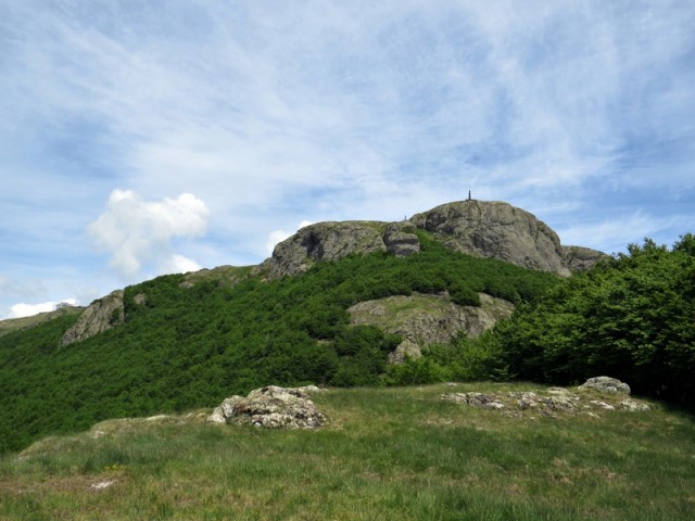 Plezališče monte maggiorasca in koča bue, levo