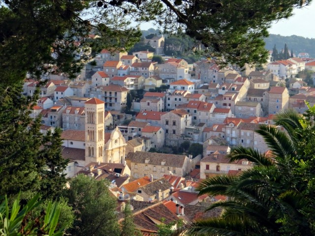 Hvar na hvaru