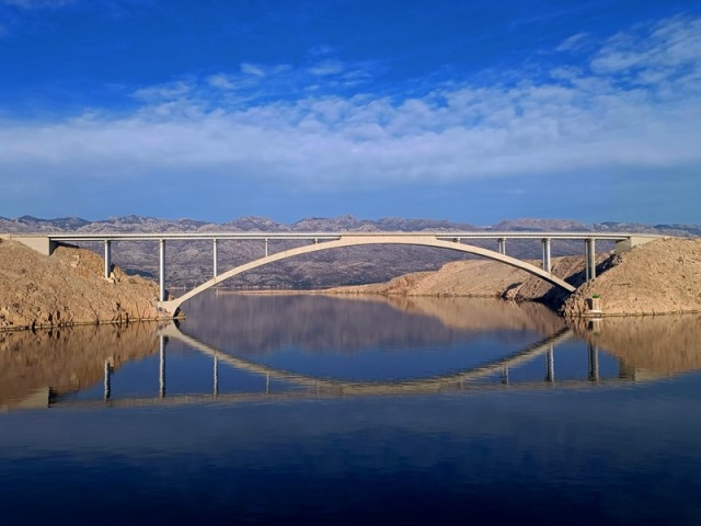Paški most