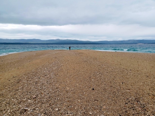 Zlatni rat v samoti, neprecenljivo