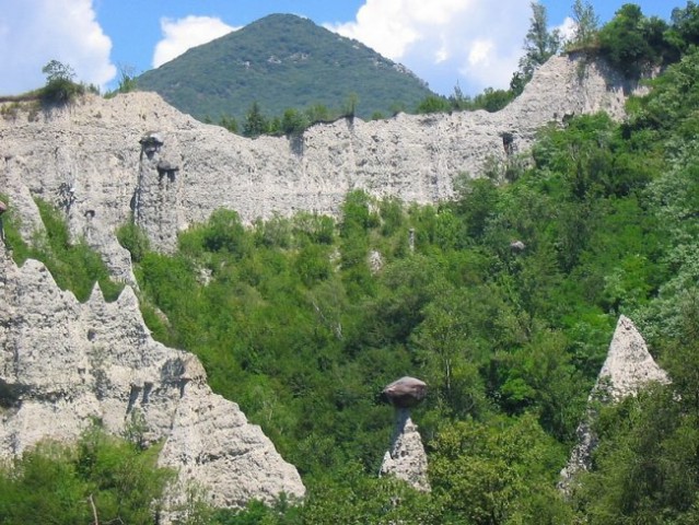 ROGNO - valle Camonica - foto