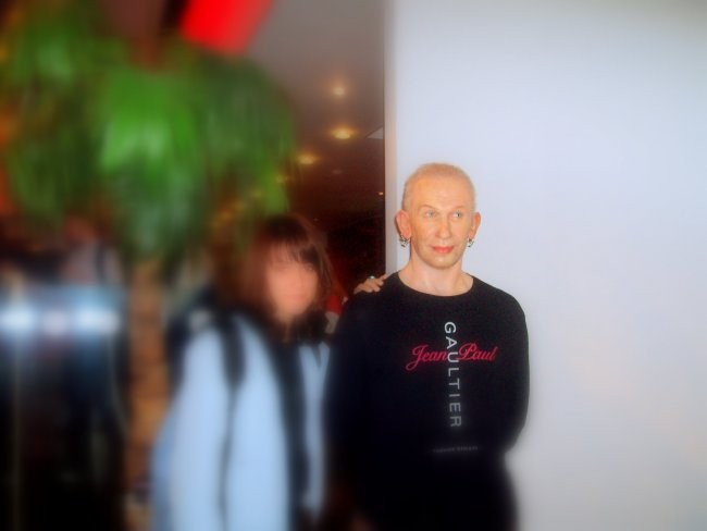 jšT pA On