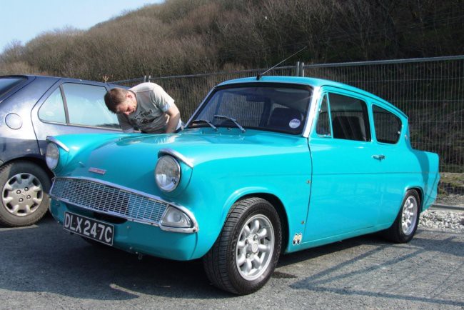 Ford Anglia