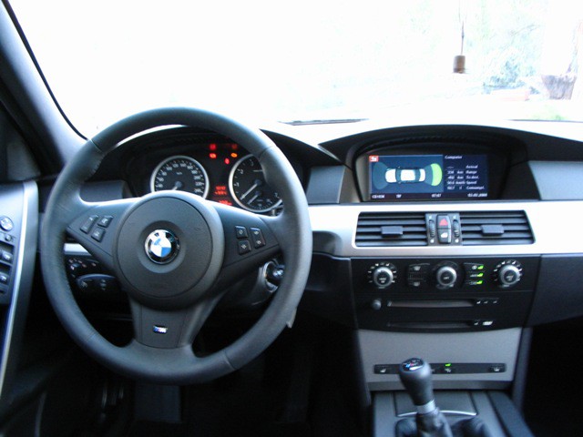 BMW 530iM - foto